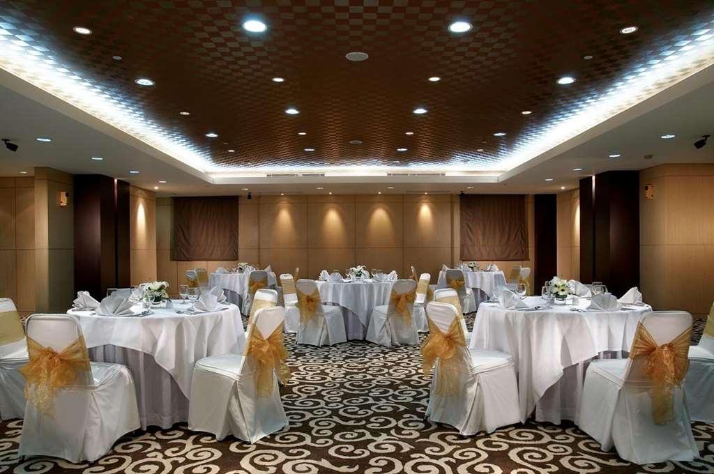 Kristal Hotel Джакарта Екстер'єр фото