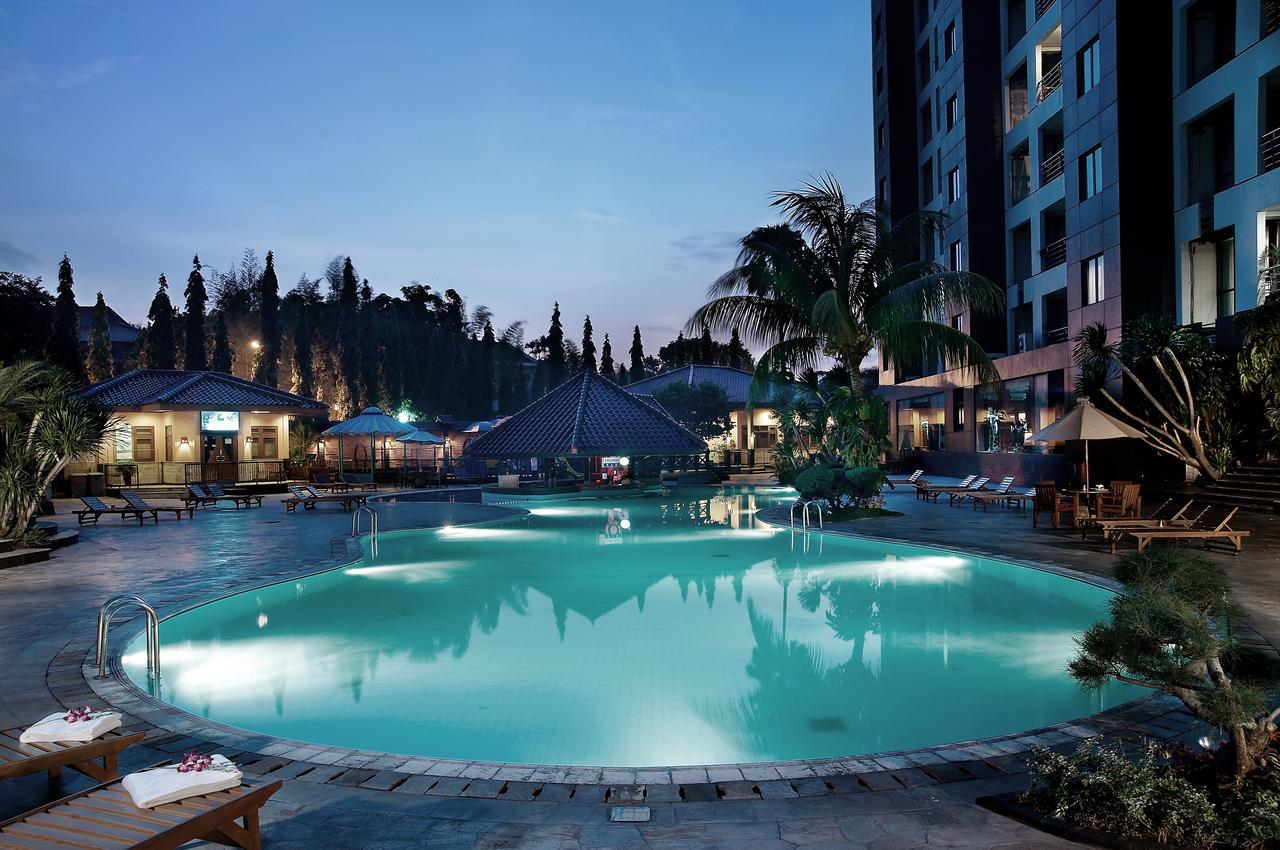Kristal Hotel Джакарта Екстер'єр фото